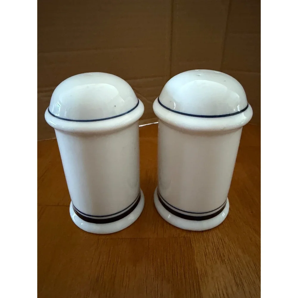 Dansk International Designs Salt and Pepper Shakers White Navy Blue Portugal